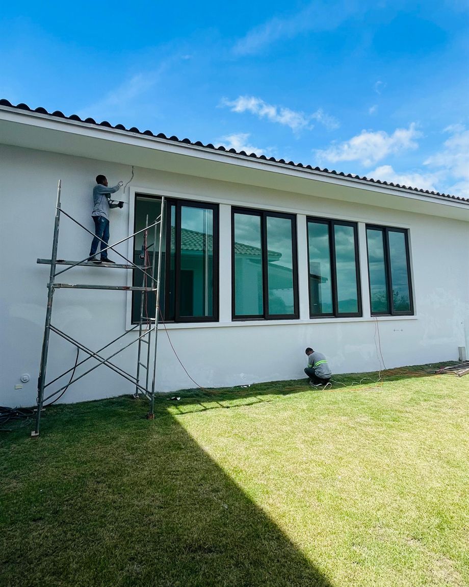 Obra residencial de Comfort Multiservices en Panamá